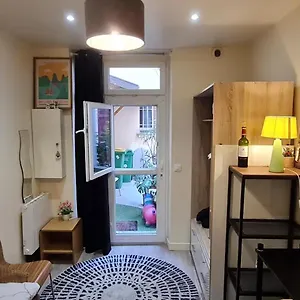  Appartamento Souplex In Montmartre